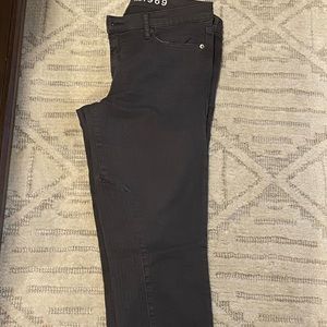 Gap grey jeans. Motto style.